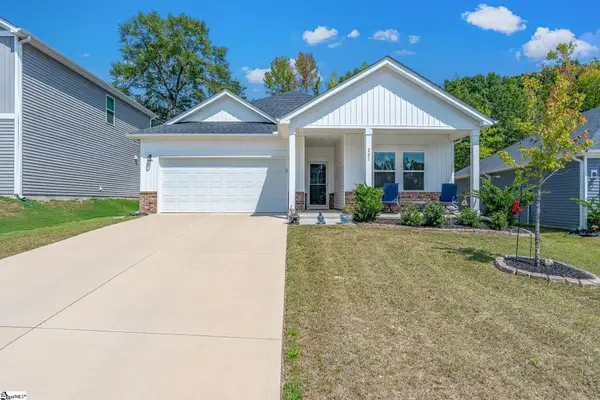 221 Vickery Road, Woodruff, SC 29388