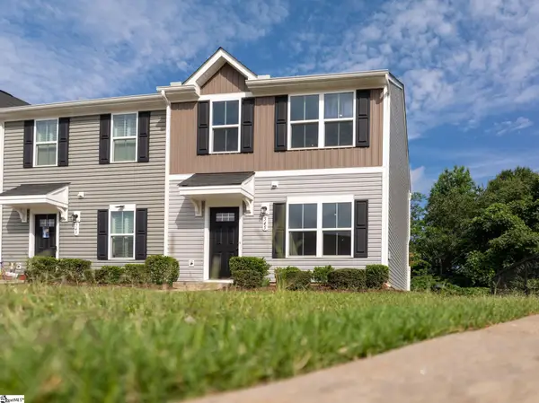 545 Hampton Townes Drive, Greenville, SC 29617