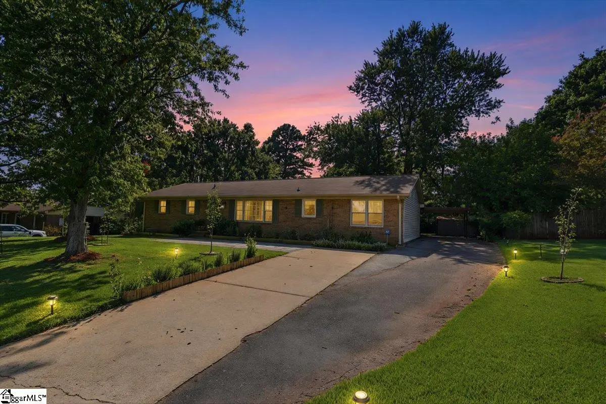 223 Ferndale Drive, Boiling Springs, SC 29316 - #1