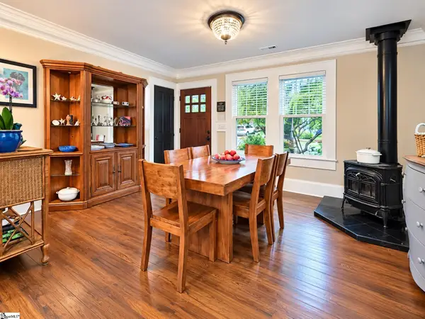 23 Underwood Avenue, Greenville, SC 29607