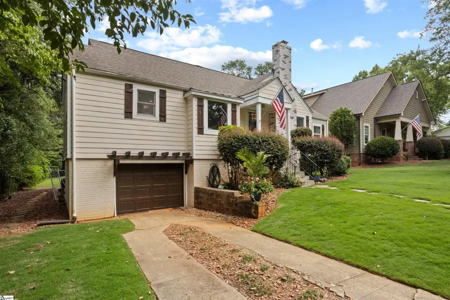 4 Waverly Court, Greenville, SC 29605 - #3