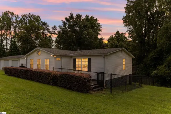 181 White Road, Wellford, SC 29385