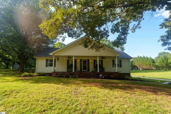 646 Gum Springs Road, Taylors, SC 29688