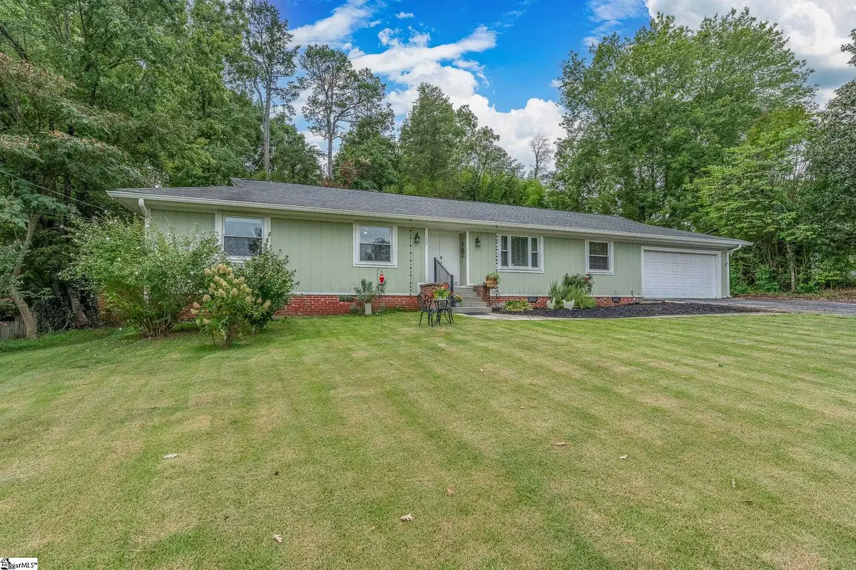 102 Ravensworth Road, Taylors, SC 29687 - #1