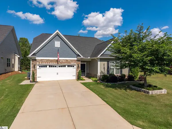 120 Broadleigh Court, Boiling Springs, SC 29316