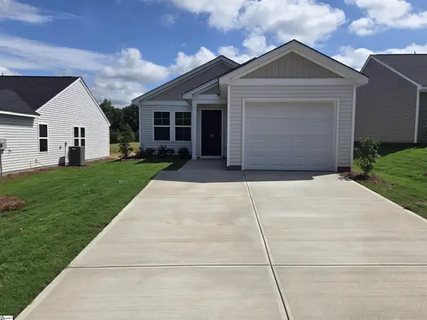 186 Cloverfield Lane, Spartanburg, SC 29303