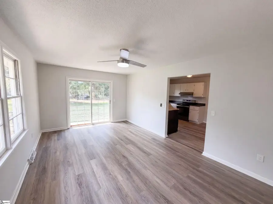 404 W Yellow Wood Drive, Simpsonville, SC 29680 - #3