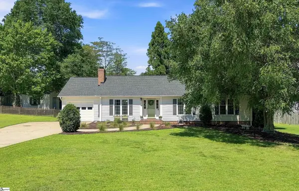 109 Stonehenge Court, Taylors, SC 29687