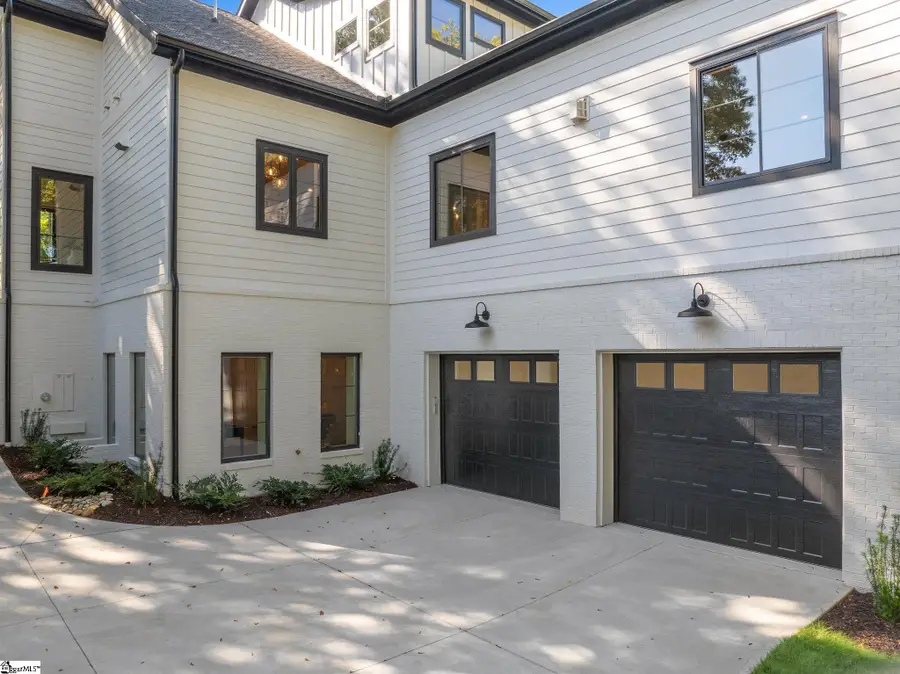 38 Rockwood Drive, Greenville, SC 29605 - #3