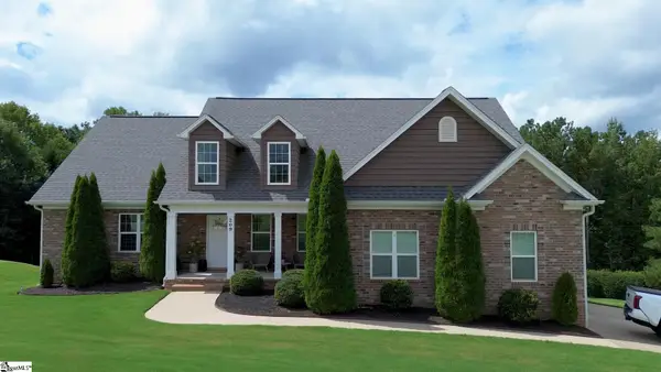 209 Nanie Myree Lane, Wellford, SC 29385
