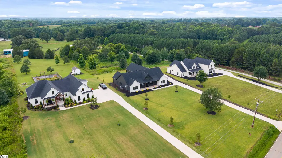 3392 Fairview Road, Fountain Inn, SC 29644 - #1