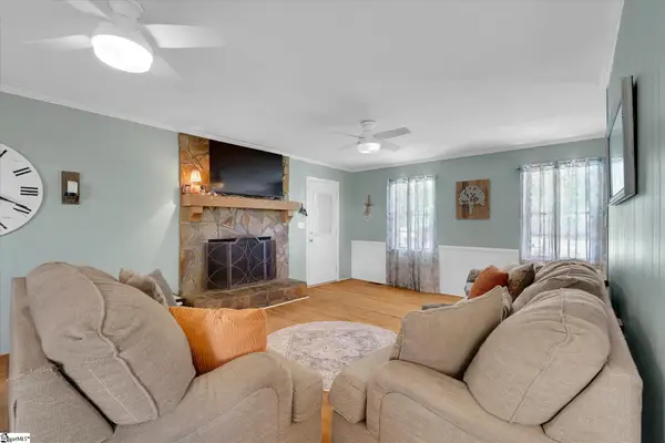 105 Sunset Court, Easley, SC 29642-8770