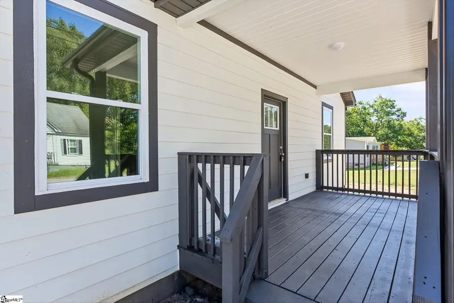 110 Lowe Street, Union, SC 29379 - #2