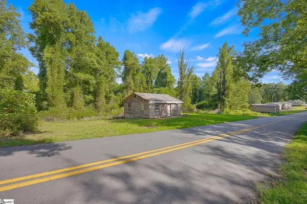 1279 Cove Creek Road, Pickens, SC 29671