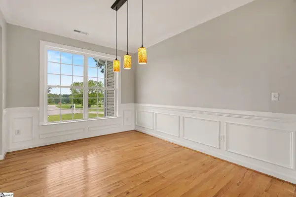 205 Chanticlear Court, Gray Court, SC 29645