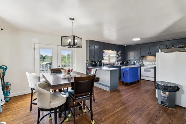 1055 Little Mountain Road, Wellford, SC 29385-9022