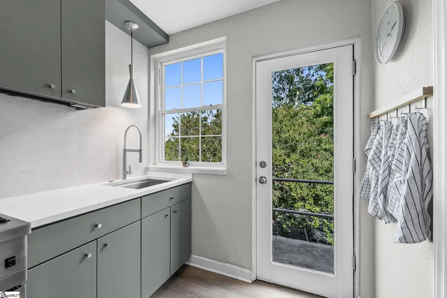 601 Cleveland Street #Apt 3D, Greenville, SC 29601-3842 - #3
