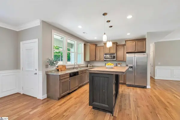 208 Quercus Run, Fountain Inn, SC 29644