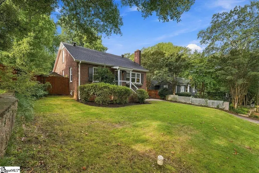8 Charlotte Street, Greenville, SC 29607 - #2
