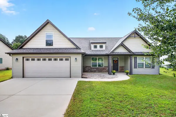 369 Silver Lake Road, Duncan, SC 29334