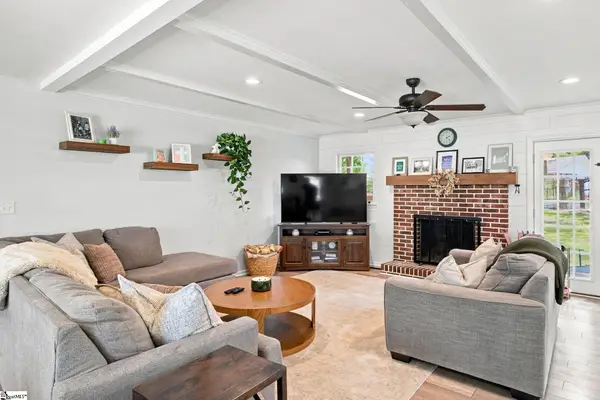 2 Crafton Street, Taylors, SC 29687