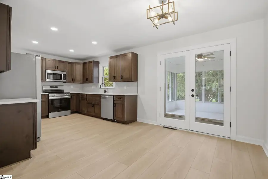 211 Elaine Avenue, Taylors, SC 29687 - #2