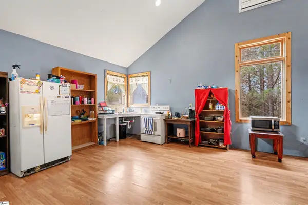 113 Ernestine Hayes Road, Pickens, SC 29671-7929