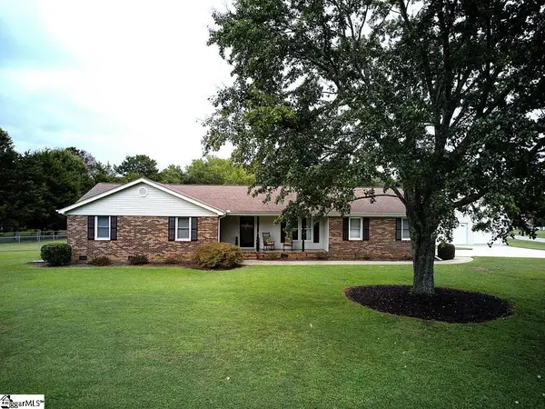 13 Dacus Drive, Williamston, SC 29697
