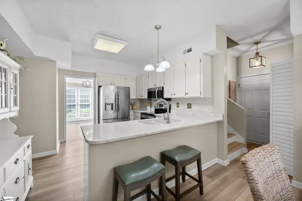 332 Bethel Way, Simpsonville, SC 29681
