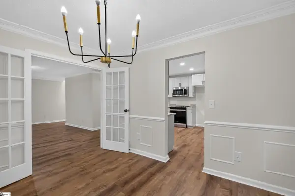 102 Crossview Drive, Simpsonville, SC 29680