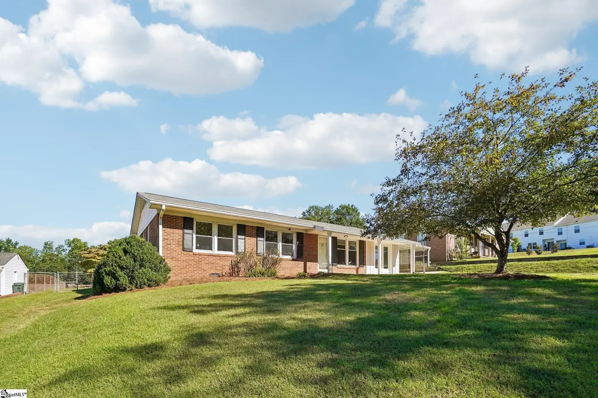 102 Sherwood Avenue, Greer, SC 29651 - #1
