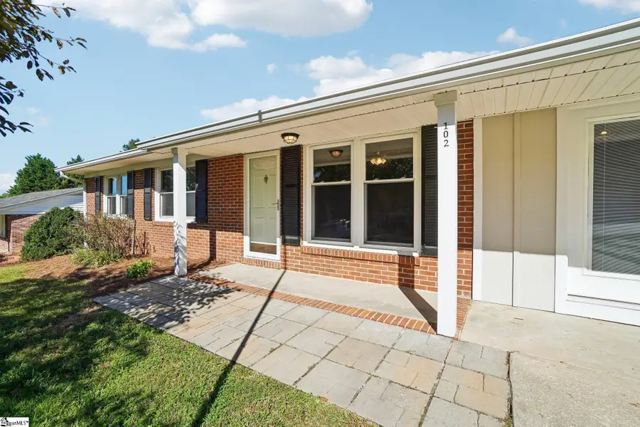 102 Sherwood Avenue, Greer, SC 29651 - #2