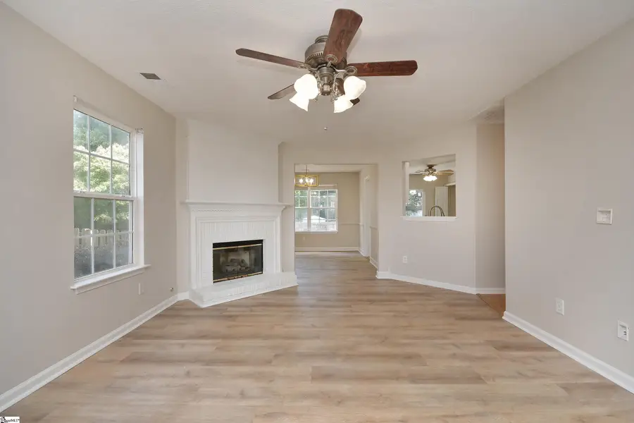 614 Fairview Lake Way, Simpsonville, SC 29680 - #2