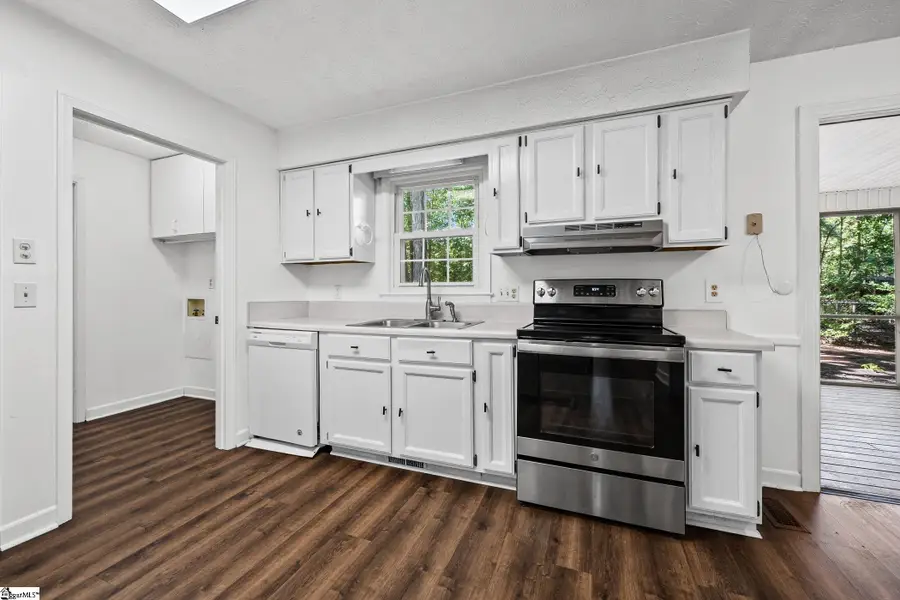 112 Manassas Drive, Simpsonville, SC 29681 - #2
