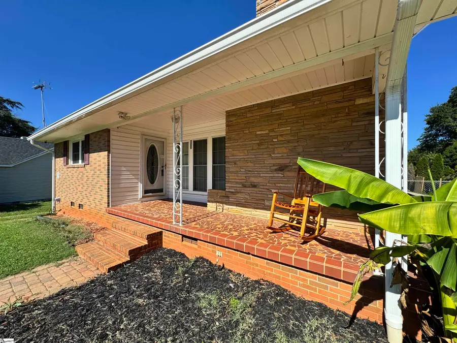 533 Alamo Street, Spartanburg, SC 29303 - #3
