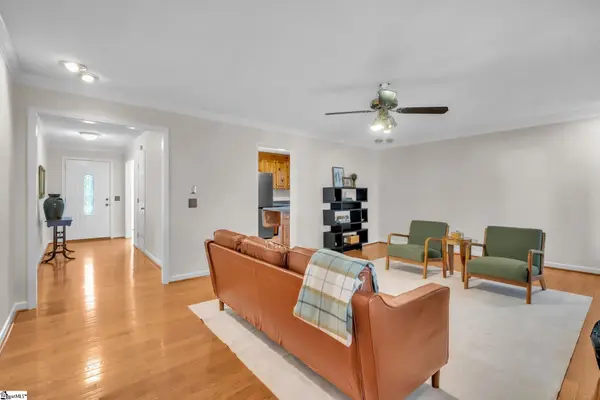 1001 Ikes Road, Taylors, SC 29687