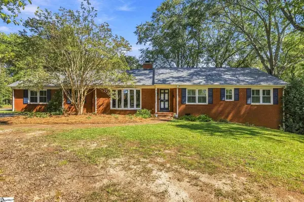 233 Pineville Road, Spartanburg, SC 29307