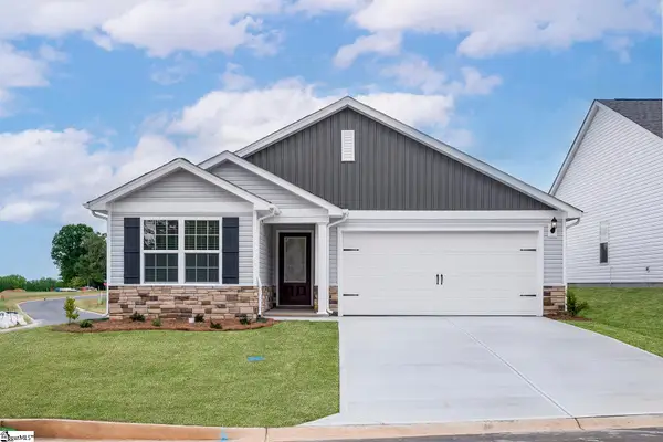 423 West Claywalk Road, Woodruff, SC 29388