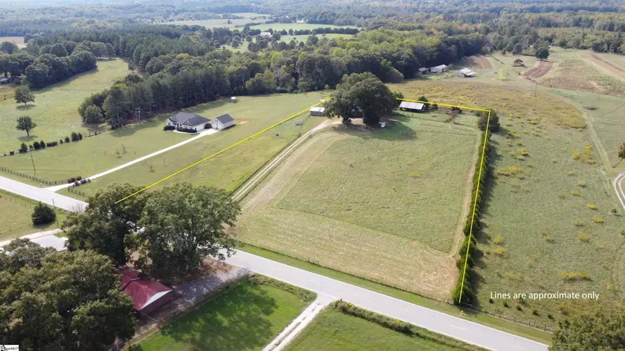 1706 W Georgia Road, Woodruff, SC 29388 - #2