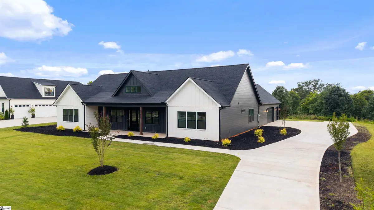 3392 Fairview Road, Fountain Inn, SC 29644 - #1