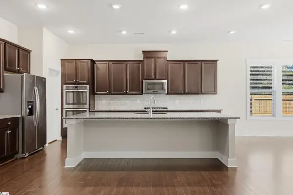 46 Grand River Lane, Simpsonville, SC 29681