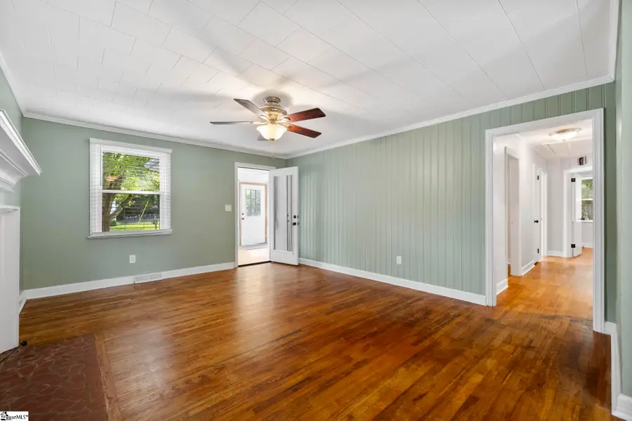 306 Owings Street, Laurens, SC 29360 - #3