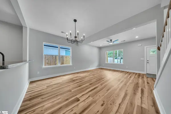 17 Jamison Street, Greenville, SC 29611