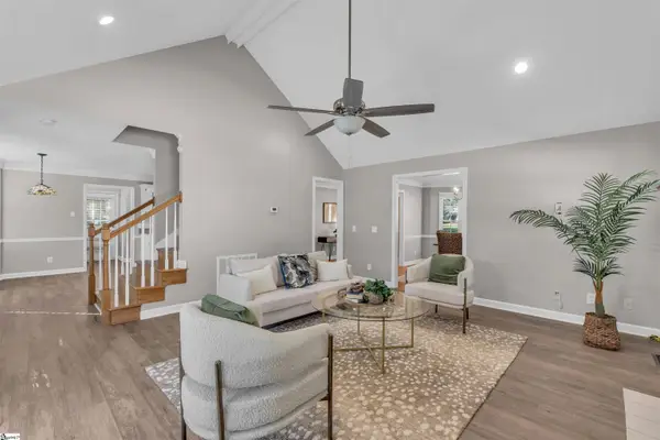 8 Bethel Oaks Court, Mauldin, SC 29662