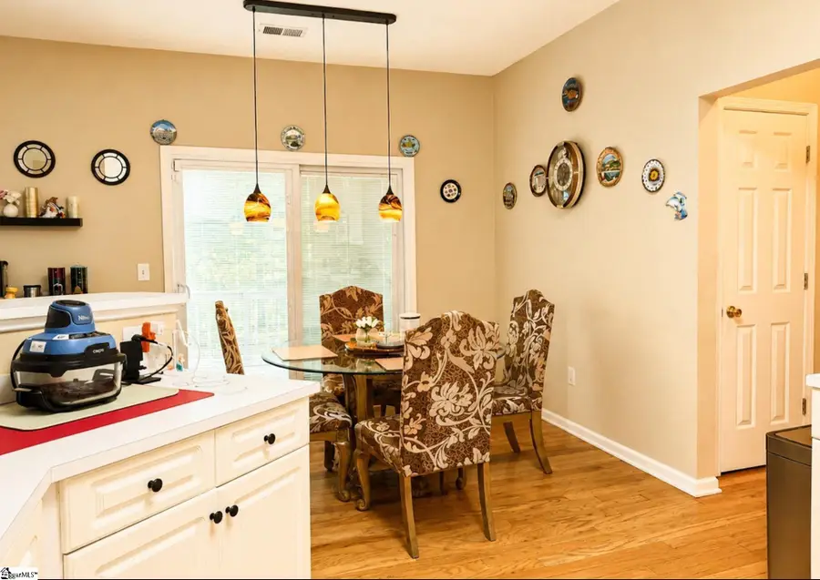 549 E Abington Way, Spartanburg, SC 29301 - #3