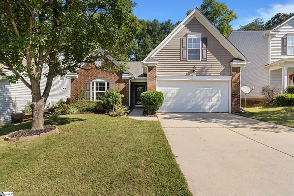 12 Knoll Ridge Drive, Greer, SC 29650