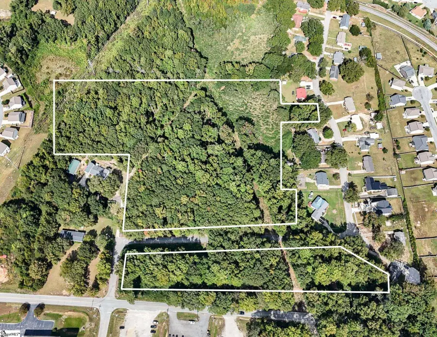 100 Hollywood Drive, Fountain Inn, SC 29644 - #2