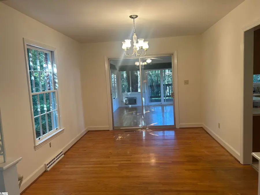 402 Chestnut Street, Clinton, SC 29325 - #2