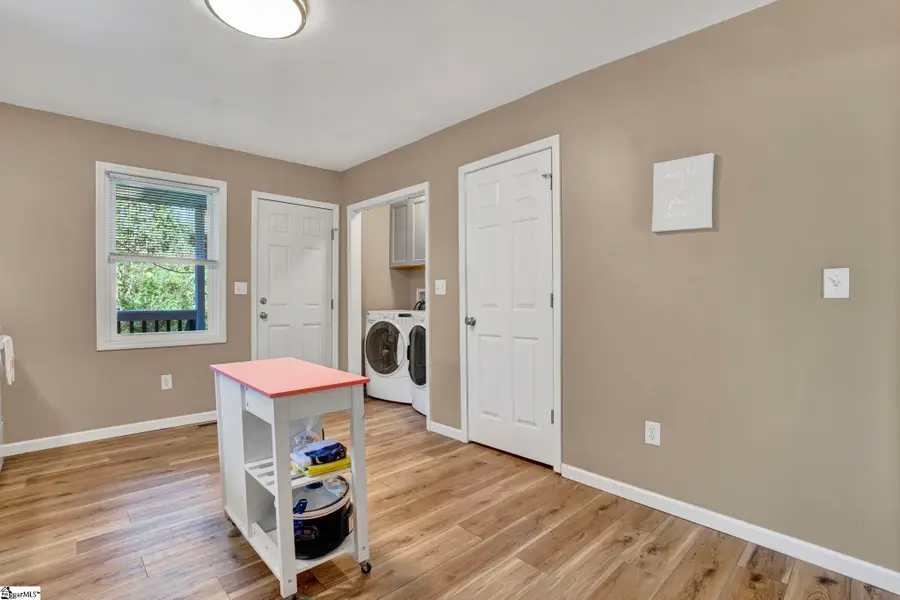 106 E Bluford Street Extension, Clinton, SC 29325 - #2