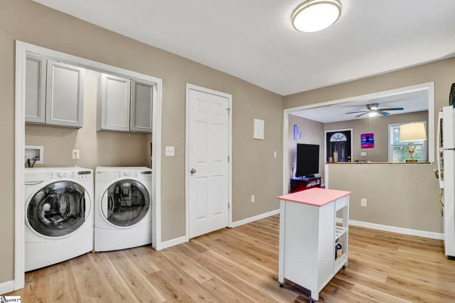 106 E Bluford Street Extension, Clinton, SC 29325 - #3
